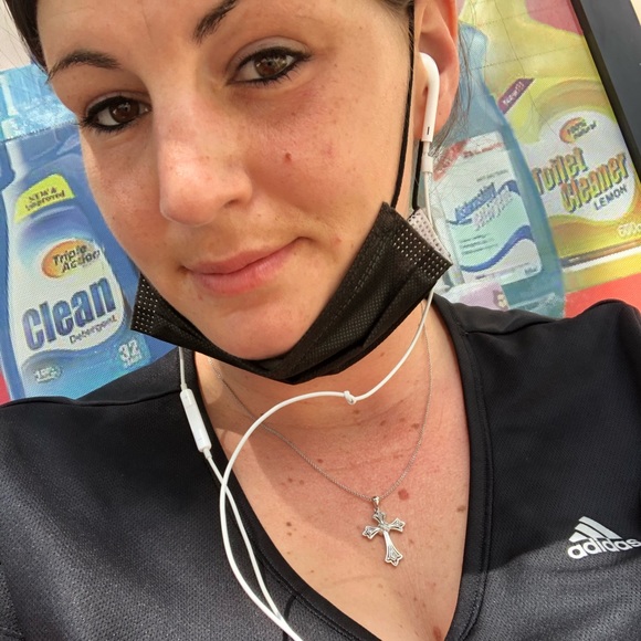 Meet your Posher, Samantha - Picture 1 of 1